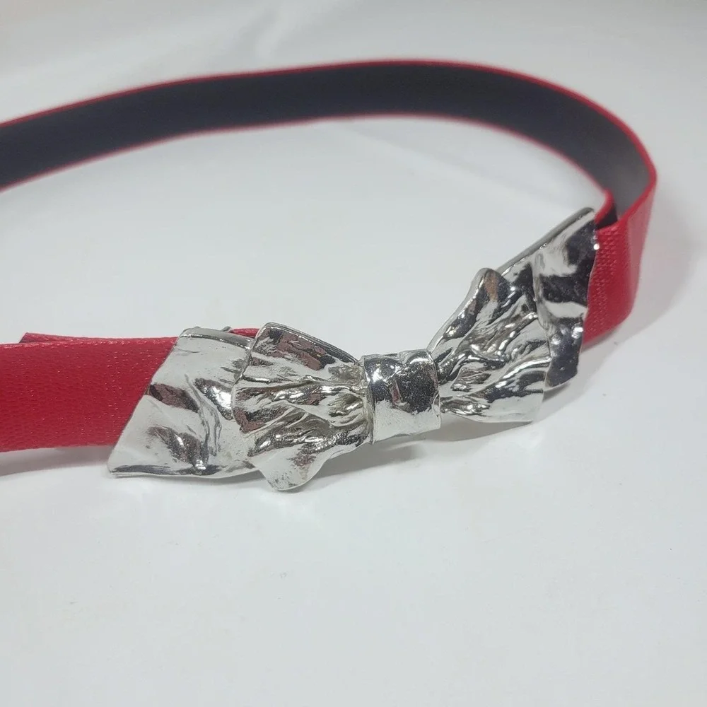 VTG 1986 Mimi Di N Molten Silver Bow Belt Red Lizard Faux Leather Statement